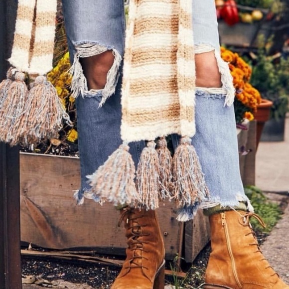 Free People Nova Tassel Scarf in Natural One Size Chunky Oversized Whimsical - Picture 7 of 14